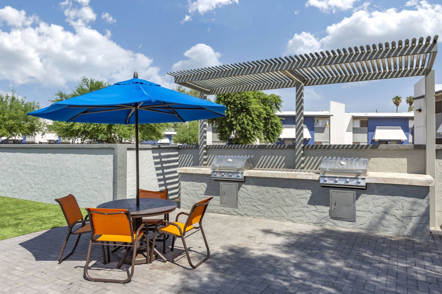 Outdoor grills at Villas de Azul.