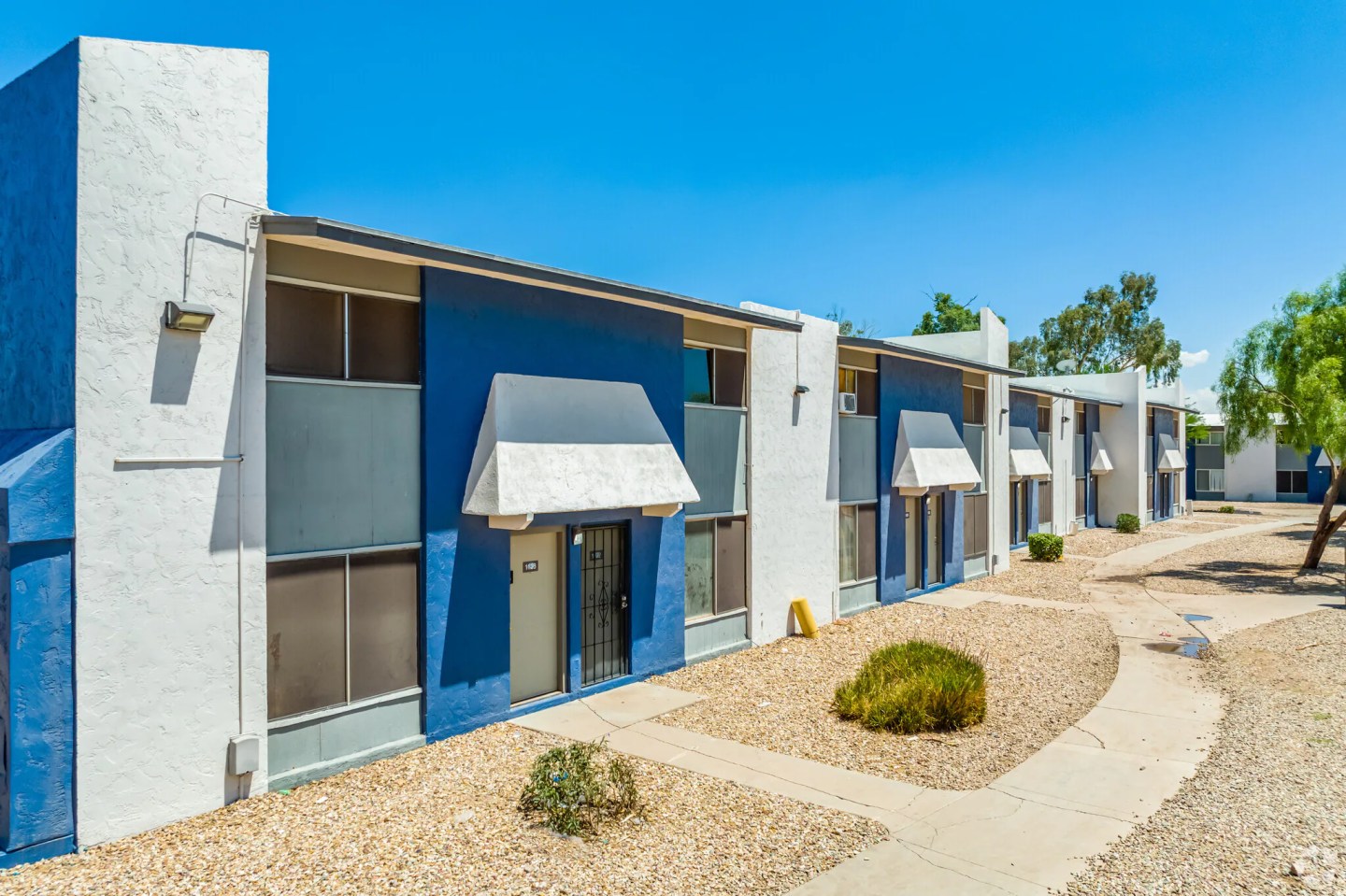 Building exterior at Villas de Azul.