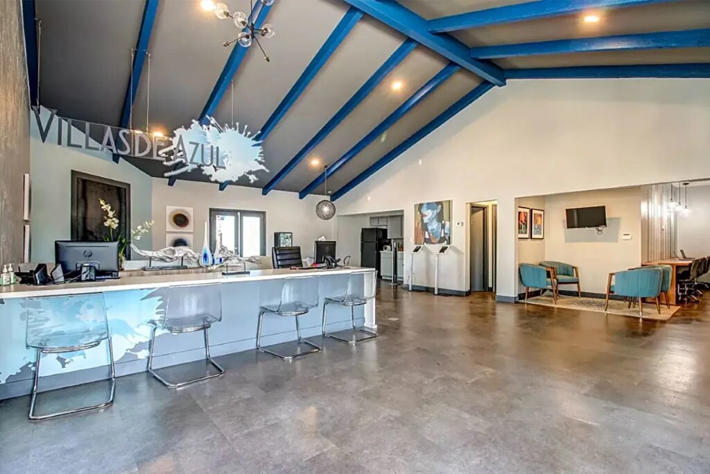 Leasing office at Villas de Azul.